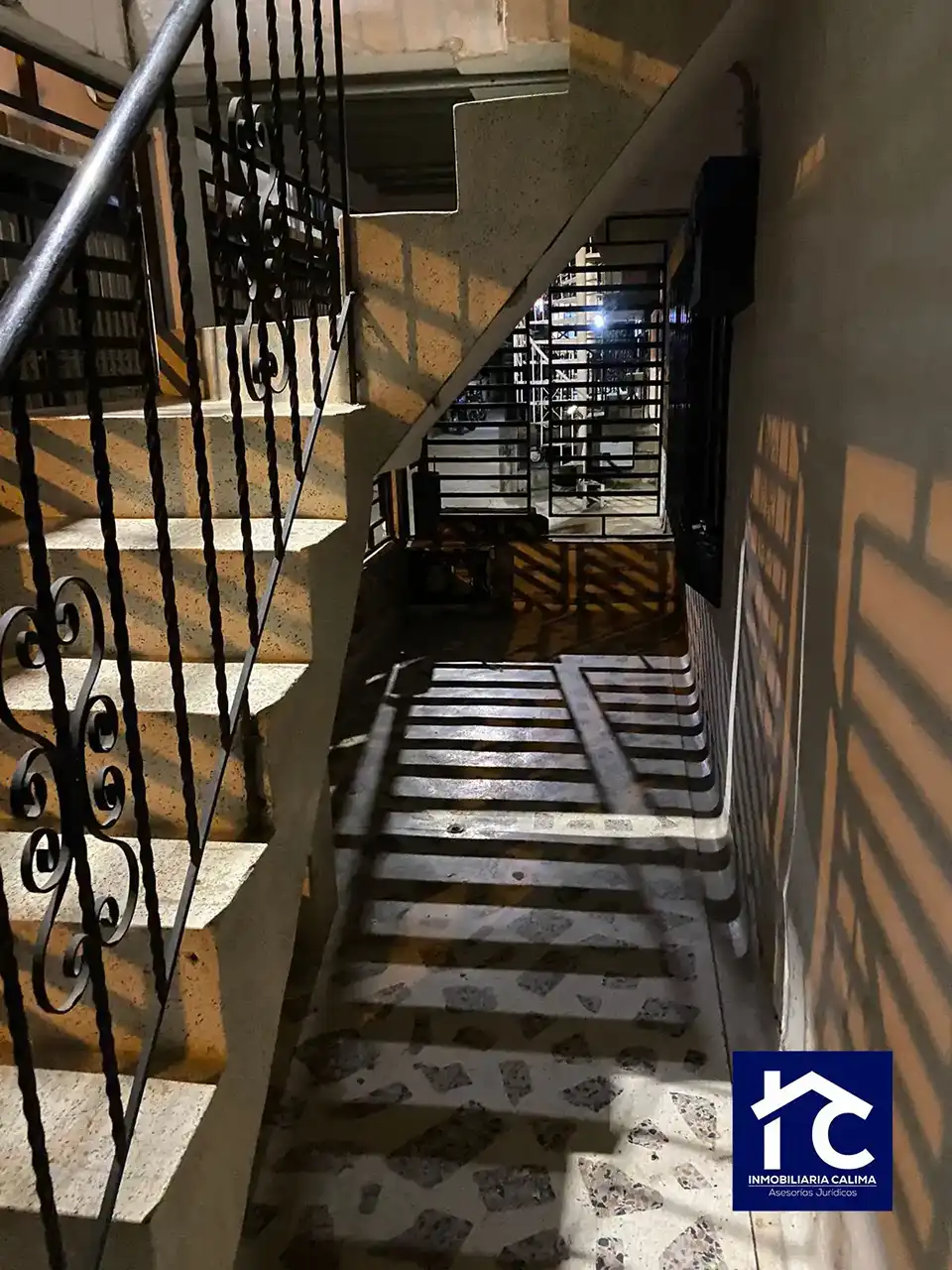 Casa de 3 pisos Barrio Decepaz Cali